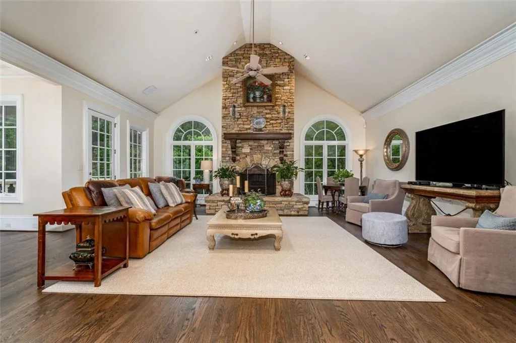 635 Mount Vernon Highway Nw, Sandy Springs, Georgia 30327, 5 Bedrooms Bedrooms, ,6 BathroomsBathrooms,Residential,Sold,635 Mount Vernon Highway Nw,7054126 635 Mount Vernon Highway Nw, Sandy Springs, Georgia 30327, 5 Bedrooms Bedrooms, ,6 BathroomsBathrooms,Residential,Sold,635 Mount Vernon Highway Nw,7054126