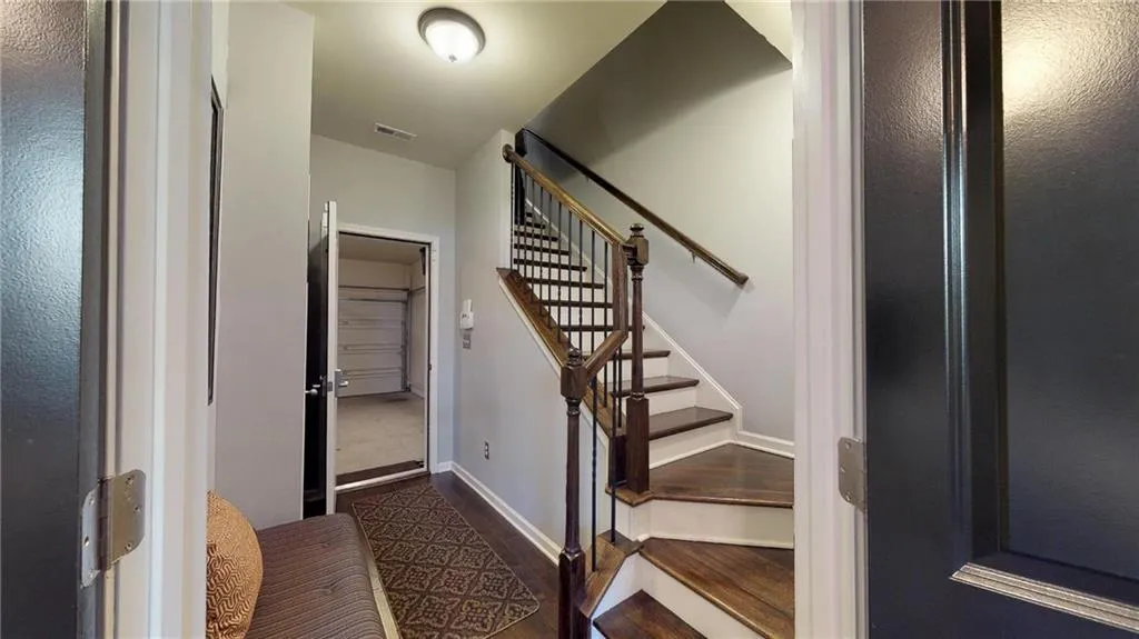 7405 Glisten Avenue, Atlanta, Georgia 30328, 3 Bedrooms Bedrooms, ,3 BathroomsBathrooms,Residential,Sold,7405 Glisten Avenue,6509222