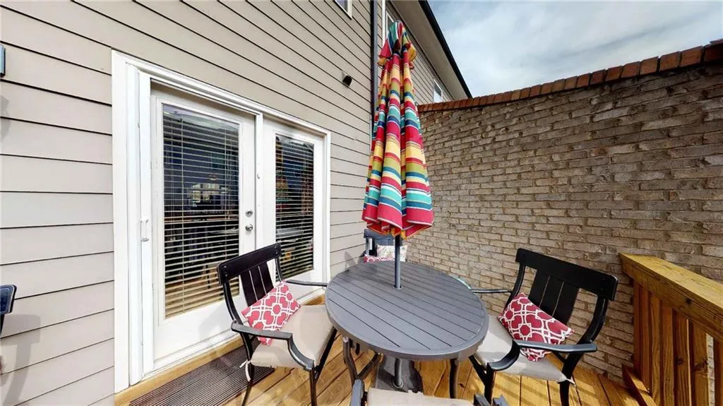 7405 Glisten Avenue, Atlanta, Georgia 30328, 3 Bedrooms Bedrooms, ,3 BathroomsBathrooms,Residential,Sold,7405 Glisten Avenue,6509222