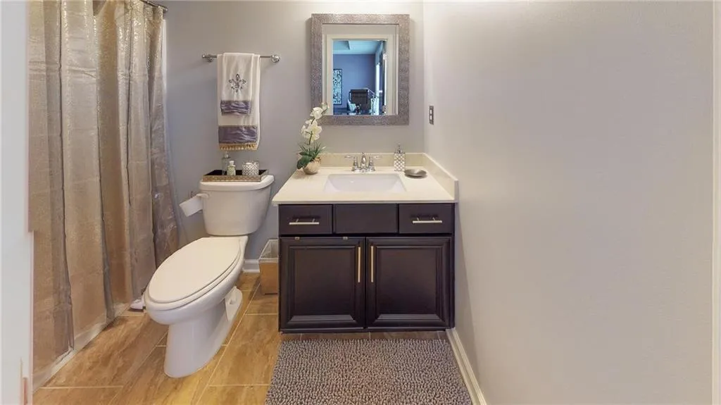 7405 Glisten Avenue, Atlanta, Georgia 30328, 3 Bedrooms Bedrooms, ,3 BathroomsBathrooms,Residential,Sold,7405 Glisten Avenue,6509222