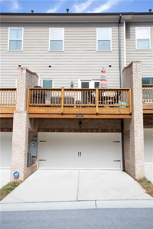 7405 Glisten Avenue, Atlanta, Georgia 30328, 3 Bedrooms Bedrooms, ,3 BathroomsBathrooms,Residential,Sold,7405 Glisten Avenue,6509222