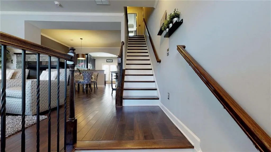 7405 Glisten Avenue, Atlanta, Georgia 30328, 3 Bedrooms Bedrooms, ,3 BathroomsBathrooms,Residential,Sold,7405 Glisten Avenue,6509222