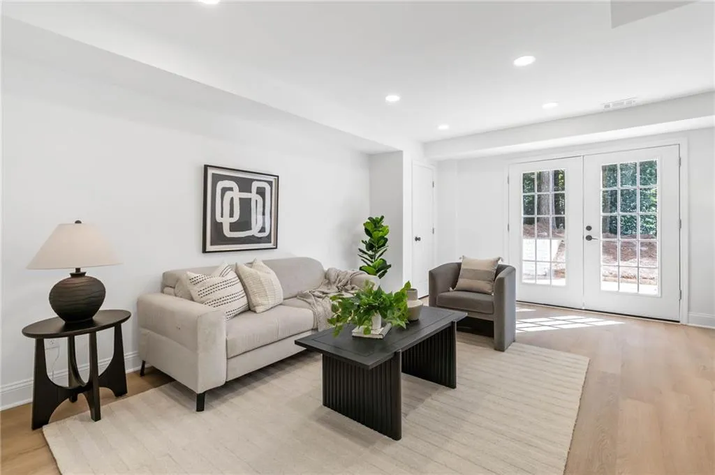 7181 Twin Branch Court, Atlanta, Georgia 30328, 4 Bedrooms Bedrooms, ,4 BathroomsBathrooms,Residential,Sold,7181 Twin Branch Court,7466661