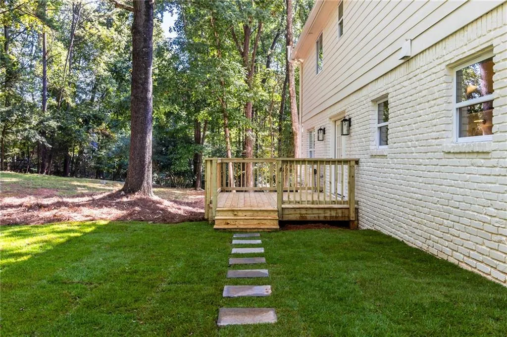 7181 Twin Branch Court, Atlanta, Georgia 30328, 4 Bedrooms Bedrooms, ,4 BathroomsBathrooms,Residential,Sold,7181 Twin Branch Court,7466661