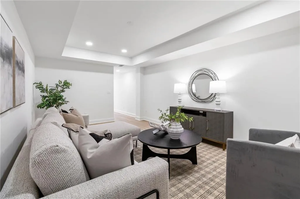 7181 Twin Branch Court, Atlanta, Georgia 30328, 4 Bedrooms Bedrooms, ,4 BathroomsBathrooms,Residential,Sold,7181 Twin Branch Court,7466661