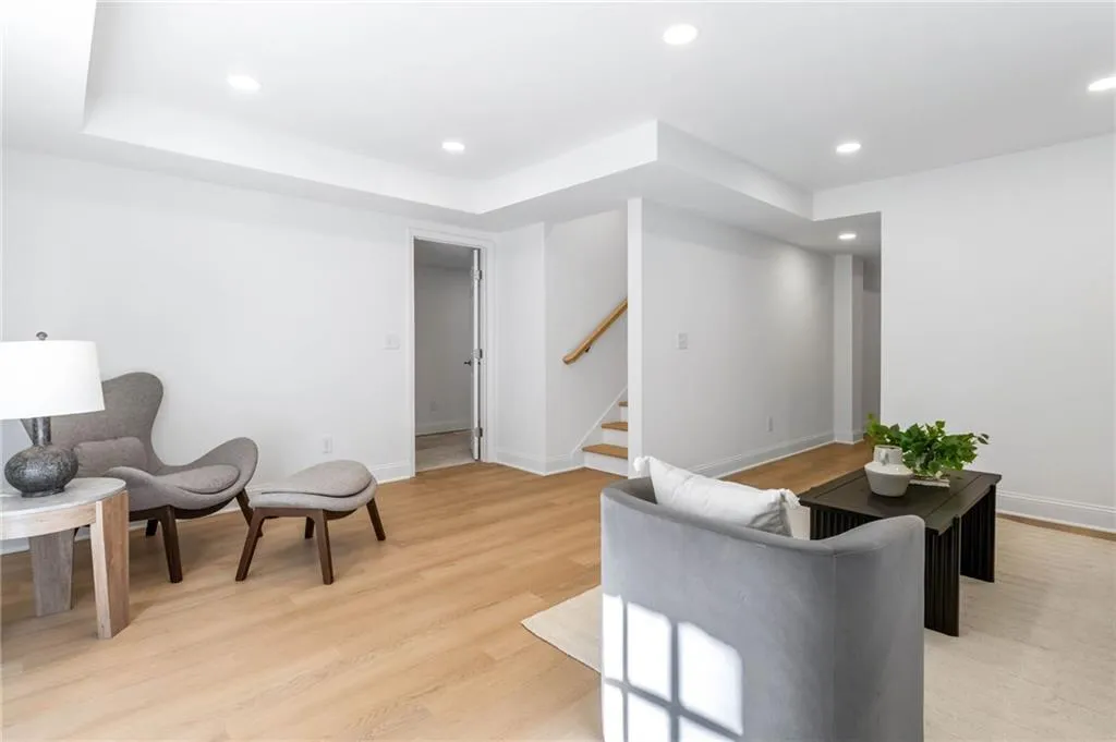 7181 Twin Branch Court, Atlanta, Georgia 30328, 4 Bedrooms Bedrooms, ,4 BathroomsBathrooms,Residential,Sold,7181 Twin Branch Court,7466661