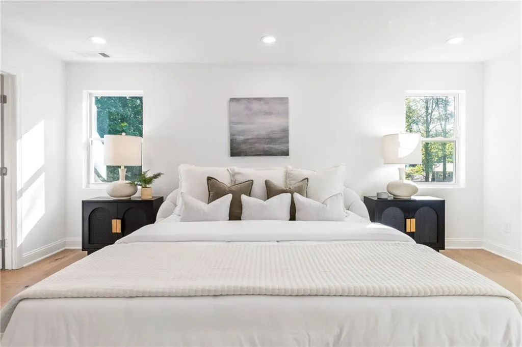 7181 Twin Branch Court, Atlanta, Georgia 30328, 4 Bedrooms Bedrooms, ,4 BathroomsBathrooms,Residential,Sold,7181 Twin Branch Court,7466661