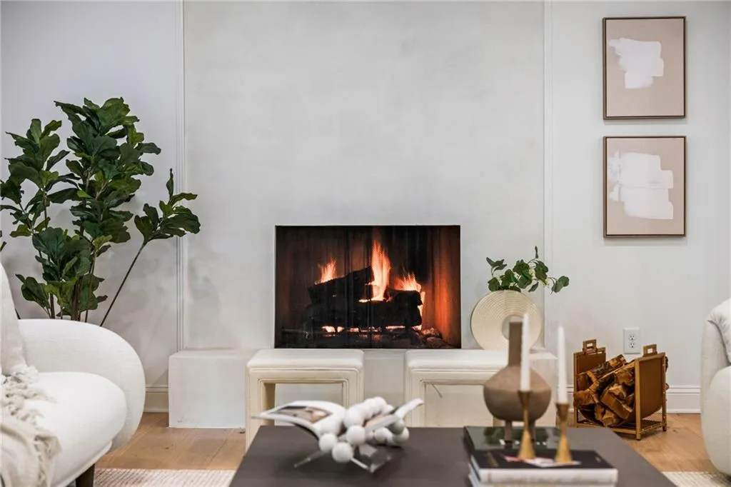 7181 Twin Branch Court, Atlanta, Georgia 30328, 4 Bedrooms Bedrooms, ,4 BathroomsBathrooms,Residential,Sold,7181 Twin Branch Court,7466661