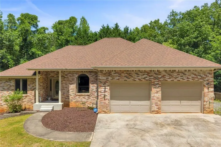 160 Quail Ridge Drive, Cleveland, Georgia 30528