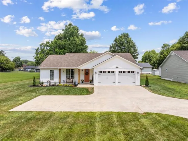 415 W Fort Street, Chatsworth, Georgia 30705