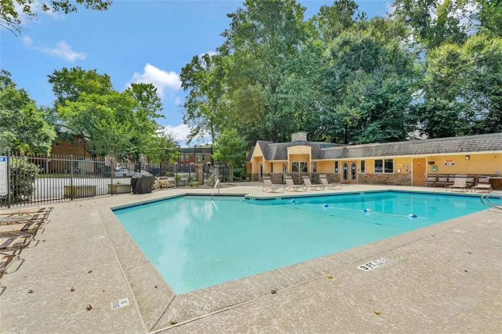 225 Winding River Drive Unit C, Sandy Springs, Georgia 30350, 2 Bedrooms Bedrooms, ,2 BathroomsBathrooms,Residential,Sold,225 Winding River Drive Unit C,6945753