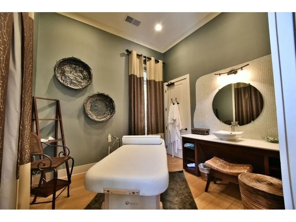 200 River Vista Drive Unit 620, Atlanta, Georgia 30339, 2 Bedrooms Bedrooms, ,2 BathroomsBathrooms,Residential,Sold,200 River Vista Drive Unit 620,5744943