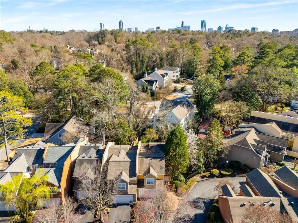 4523 Wieuca Road Ne, Atlanta, Georgia 30342, 4 Bedrooms Bedrooms, ,3 BathroomsBathrooms,Residential,For Sale,4523 Wieuca Road Ne,7618741