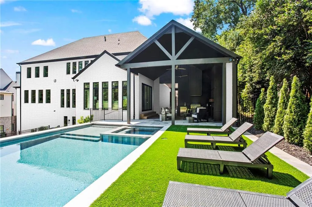 4815 Merlendale Court, Sandy Springs, Georgia 30327, 5 Bedrooms Bedrooms, ,6 BathroomsBathrooms,Residential,Sold,4815 Merlendale Court,7458472