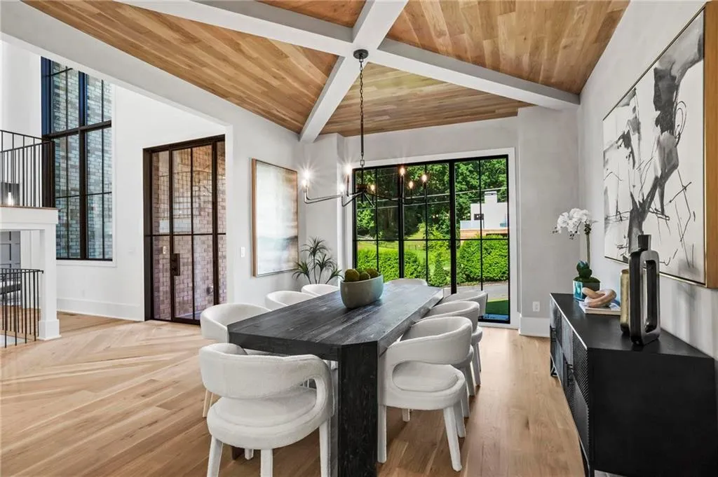 4815 Merlendale Court, Sandy Springs, Georgia 30327, 5 Bedrooms Bedrooms, ,6 BathroomsBathrooms,Residential,Sold,4815 Merlendale Court,7458472