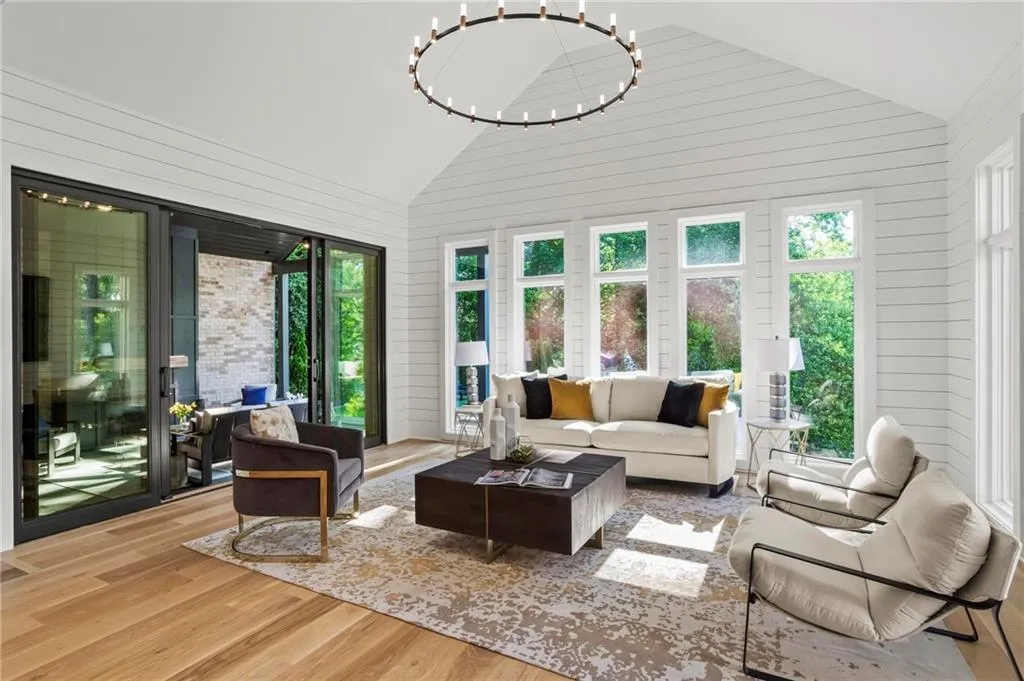 4815 Merlendale Court, Sandy Springs, Georgia 30327, 5 Bedrooms Bedrooms, ,6 BathroomsBathrooms,Residential,Sold,4815 Merlendale Court,7458472