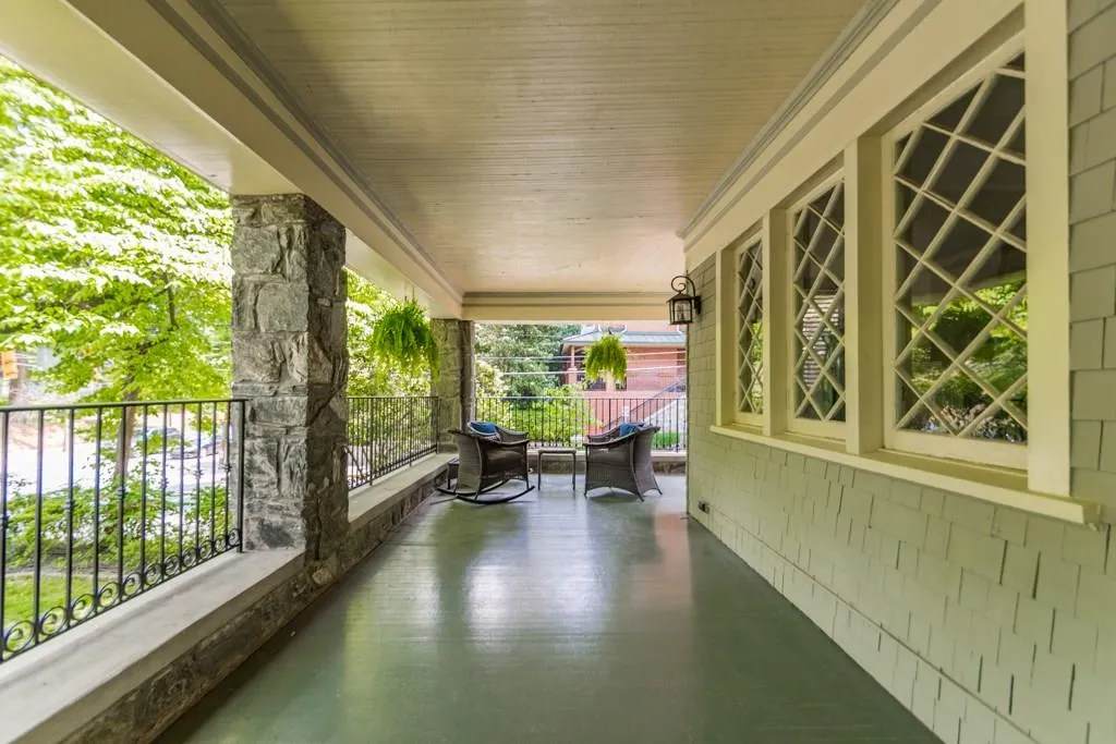 874 Piedmont Avenue Ne, Atlanta, Georgia 30309, 5 Bedrooms Bedrooms, ,4 BathroomsBathrooms,Residential,Sold,874 Piedmont Avenue Ne,6011493