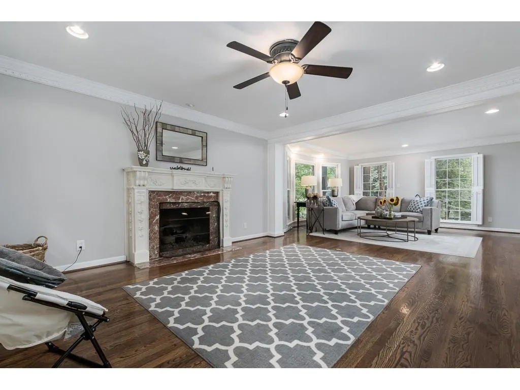 5745 Kayron Drive, Sandy Springs, Georgia 30328, 3 Bedrooms Bedrooms, ,2 BathroomsBathrooms,Residential,Sold,5745 Kayron Drive,6628836