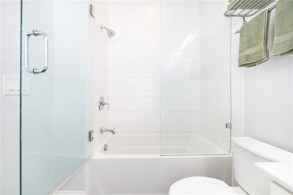 18 Peachtree Avenue Ne Unit 5, Atlanta, Georgia 30305, 3 Bedrooms Bedrooms, ,3 BathroomsBathrooms,Residential,For Sale,18 Peachtree Avenue Ne Unit 5,7600015