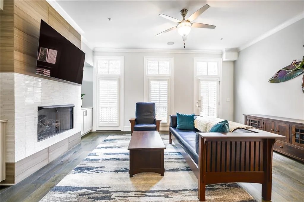 18 Peachtree Avenue Ne Unit 5, Atlanta, Georgia 30305, 3 Bedrooms Bedrooms, ,3 BathroomsBathrooms,Residential,For Sale,18 Peachtree Avenue Ne Unit 5,7600015