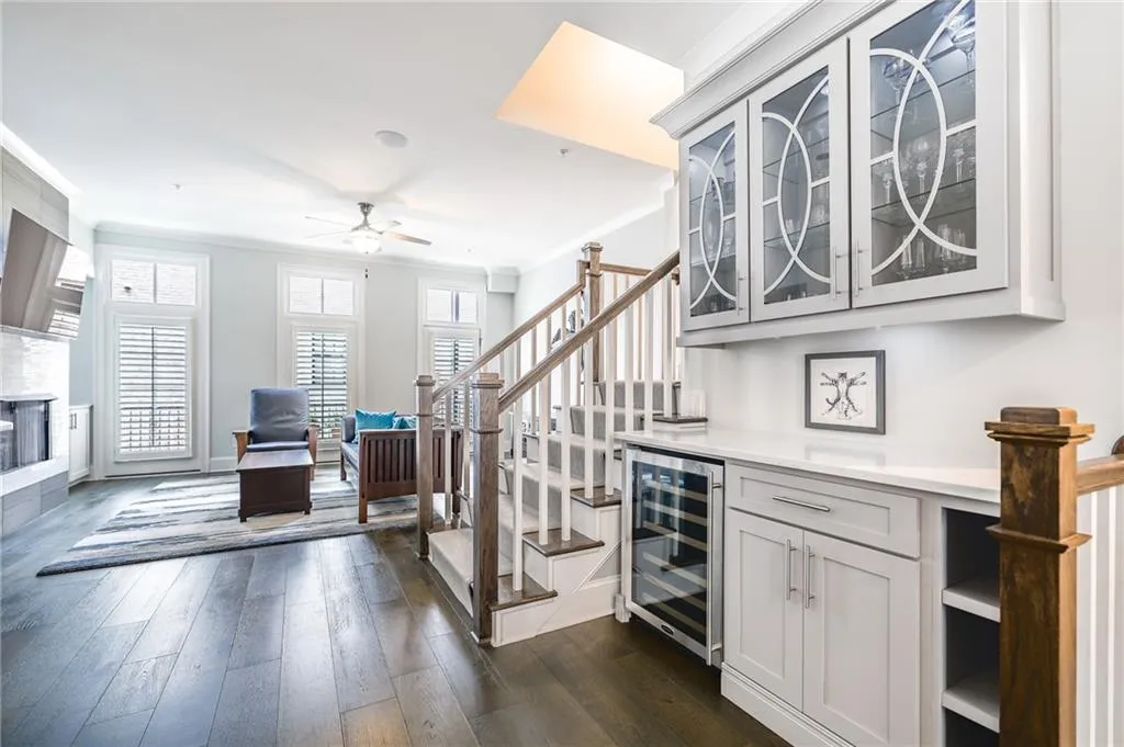 18 Peachtree Avenue Ne Unit 5, Atlanta, Georgia 30305, 3 Bedrooms Bedrooms, ,3 BathroomsBathrooms,Residential,For Sale,18 Peachtree Avenue Ne Unit 5,7600015