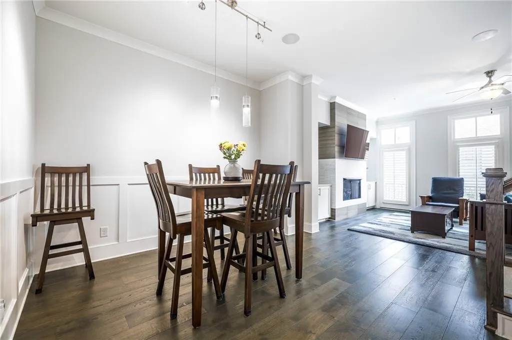 18 Peachtree Avenue Ne Unit 5, Atlanta, Georgia 30305, 3 Bedrooms Bedrooms, ,3 BathroomsBathrooms,Residential,For Sale,18 Peachtree Avenue Ne Unit 5,7600015