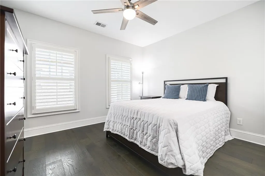 18 Peachtree Avenue Ne Unit 5, Atlanta, Georgia 30305, 3 Bedrooms Bedrooms, ,3 BathroomsBathrooms,Residential,For Sale,18 Peachtree Avenue Ne Unit 5,7600015
