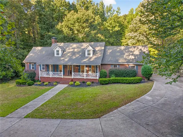 94 Deer Creek Trail, Hoschton, Georgia 30548