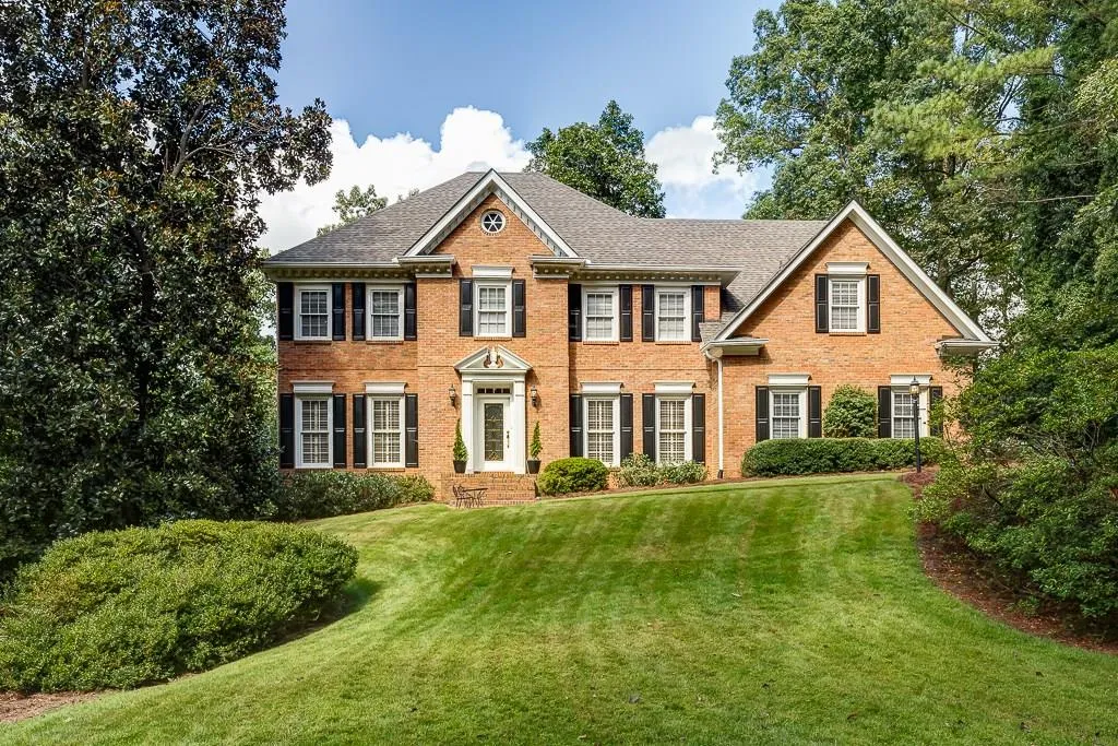 7665 Treeridge Court, Sandy Springs, Georgia 30350, 6 Bedrooms Bedrooms, ,5 BathroomsBathrooms,Residential,Sold,7665 Treeridge Court,5654402