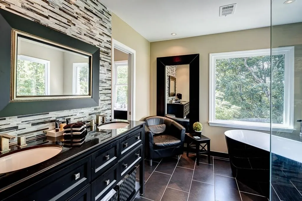 7665 Treeridge Court, Sandy Springs, Georgia 30350, 6 Bedrooms Bedrooms, ,5 BathroomsBathrooms,Residential,Sold,7665 Treeridge Court,5654402