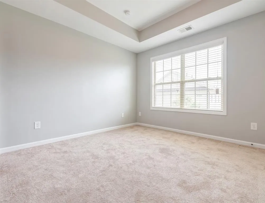 7480 Glisten Avenue, Atlanta, Georgia 30328, 3 Bedrooms Bedrooms, ,3 BathroomsBathrooms,Residential,Sold,7480 Glisten Avenue,6551523