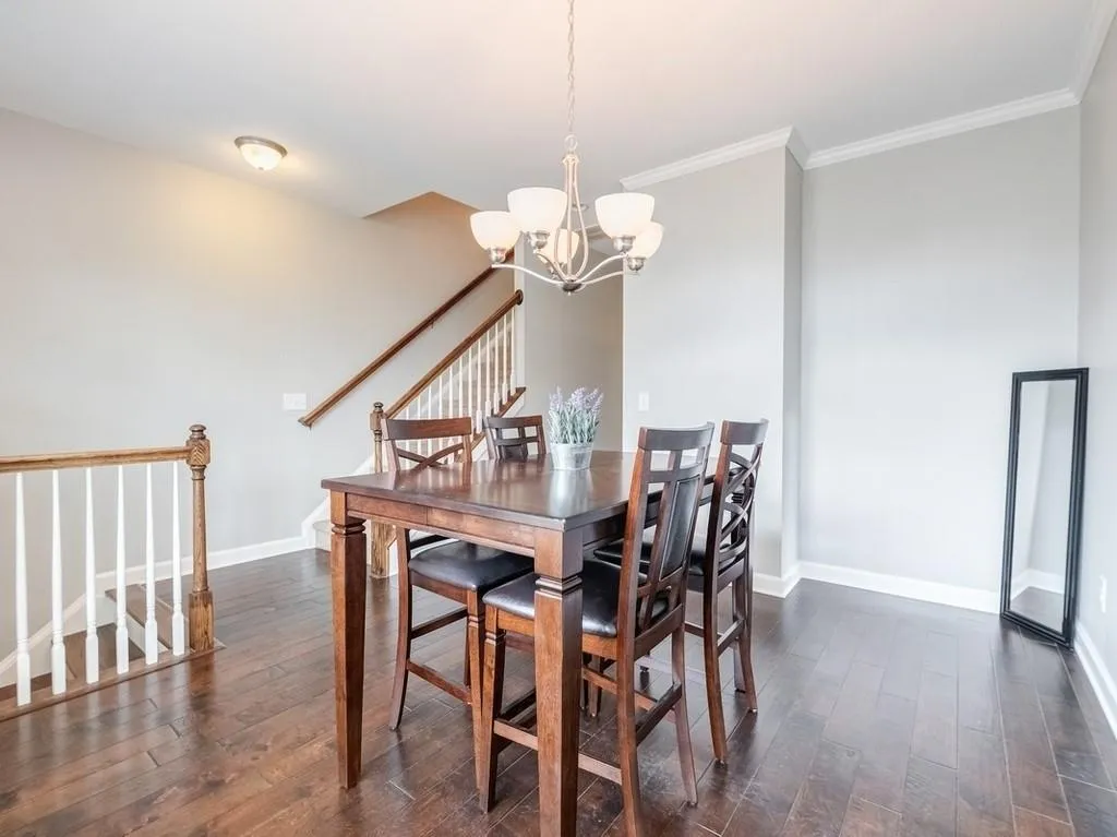 7480 Glisten Avenue, Atlanta, Georgia 30328, 3 Bedrooms Bedrooms, ,3 BathroomsBathrooms,Residential,Sold,7480 Glisten Avenue,6551523