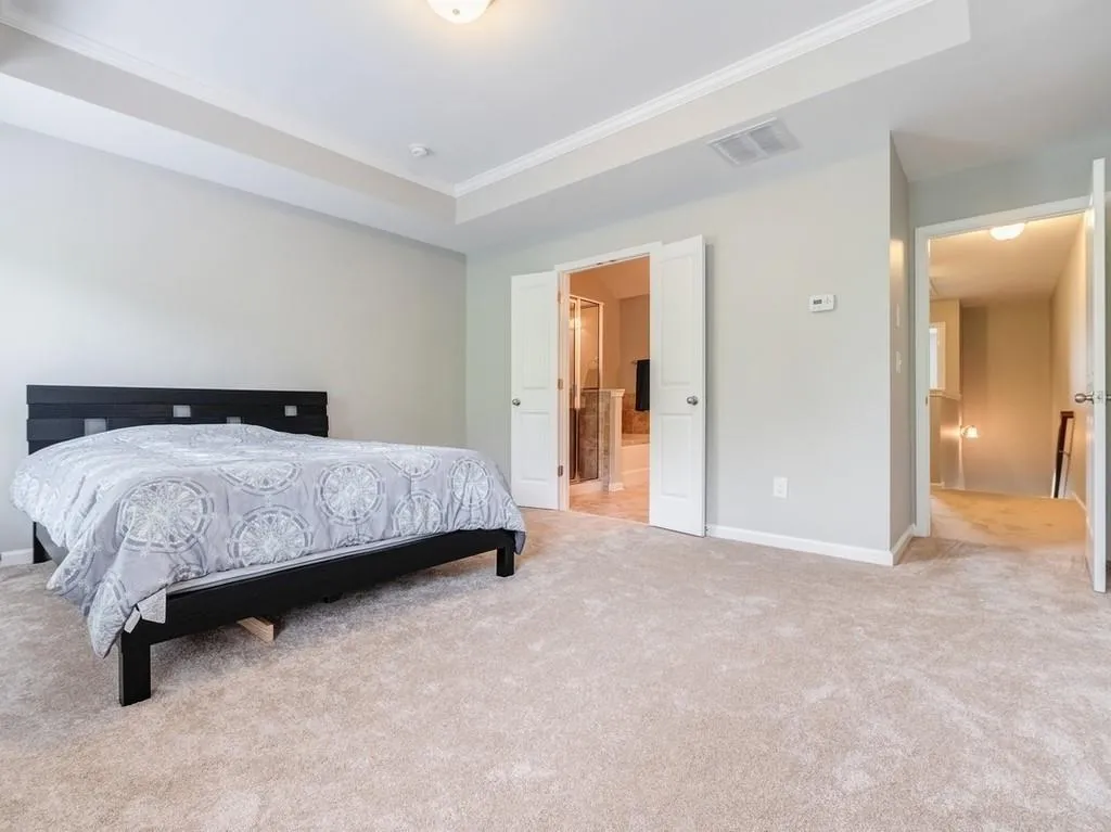 7480 Glisten Avenue, Atlanta, Georgia 30328, 3 Bedrooms Bedrooms, ,3 BathroomsBathrooms,Residential,Sold,7480 Glisten Avenue,6551523