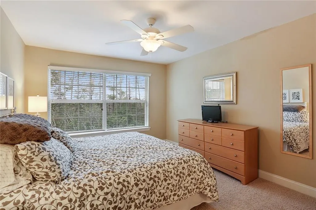 6980 Roswell Road Ne Unit E8, Atlanta, Georgia 30328, 2 Bedrooms Bedrooms, ,2 BathroomsBathrooms,Residential,Sold,6980 Roswell Road Ne Unit E8,5801568