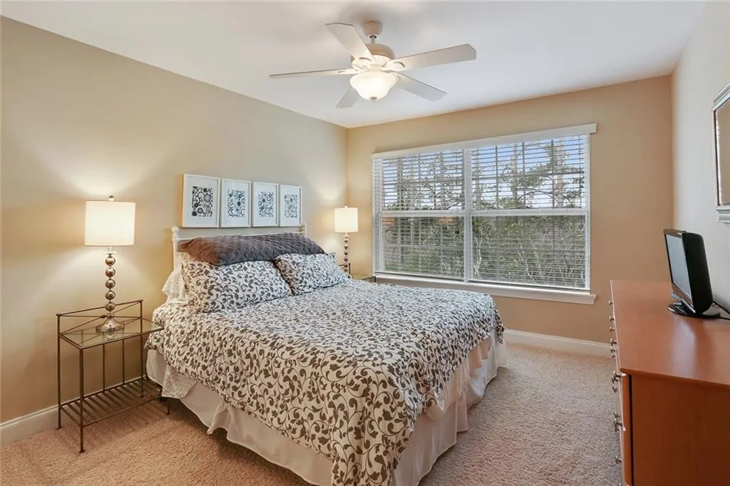 6980 Roswell Road Ne Unit E8, Atlanta, Georgia 30328, 2 Bedrooms Bedrooms, ,2 BathroomsBathrooms,Residential,Sold,6980 Roswell Road Ne Unit E8,5801568