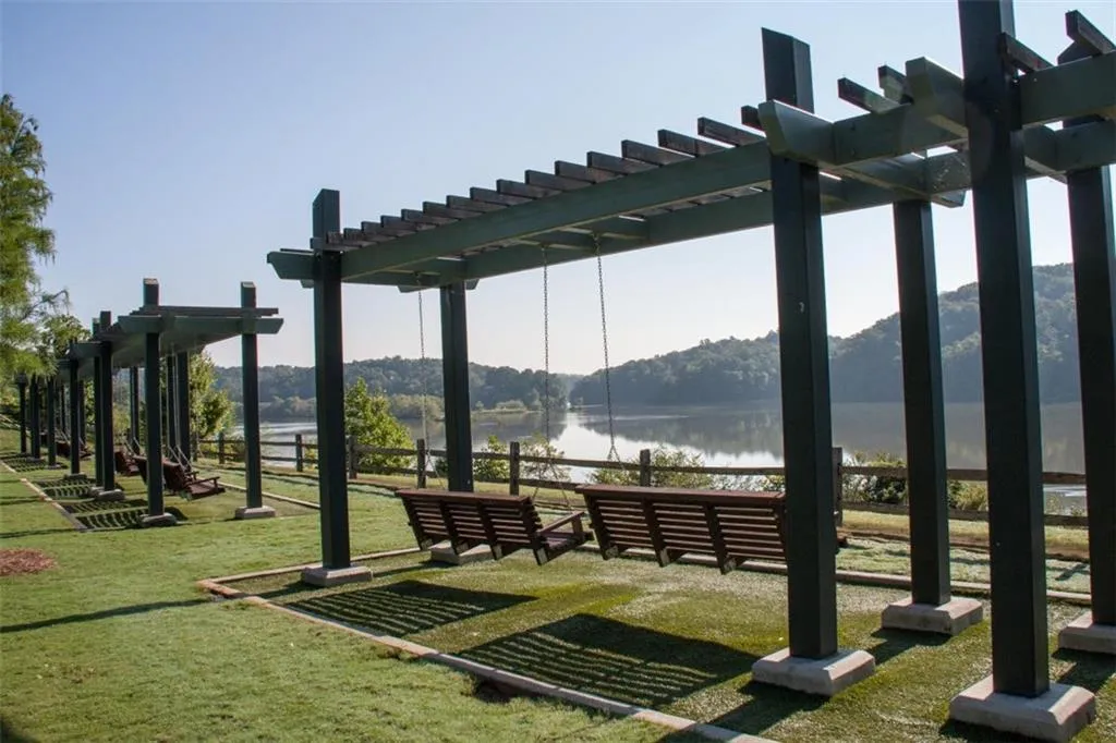 1203 Santa Fe Parkway, Sandy Springs, Georgia 30350, 1 Bedroom Bedrooms, ,1 BathroomBathrooms,Residential,Sold,1203 Santa Fe Parkway,7201545