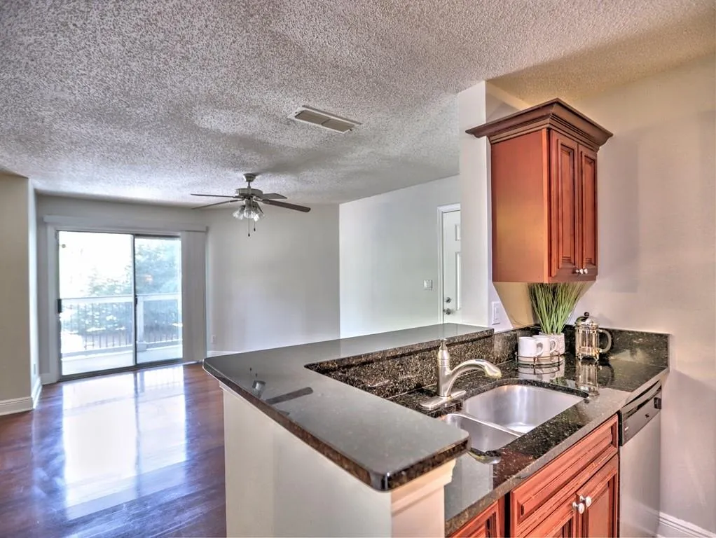 1203 Santa Fe Parkway, Sandy Springs, Georgia 30350, 1 Bedroom Bedrooms, ,1 BathroomBathrooms,Residential,Sold,1203 Santa Fe Parkway,7201545