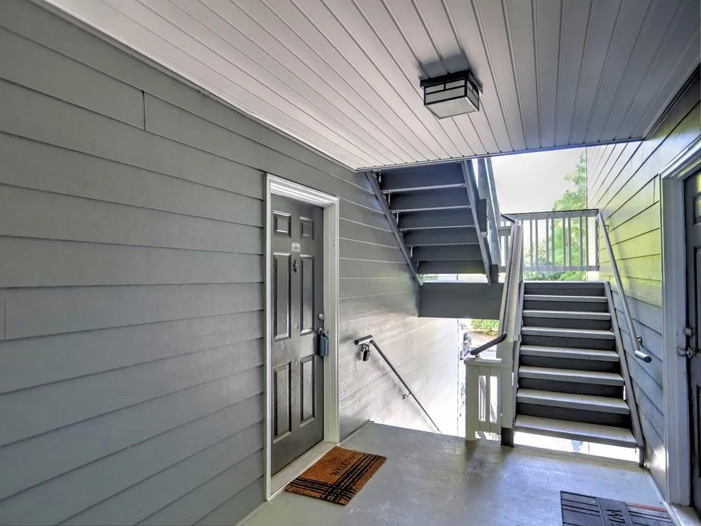 1203 Santa Fe Parkway, Sandy Springs, Georgia 30350, 1 Bedroom Bedrooms, ,1 BathroomBathrooms,Residential,Sold,1203 Santa Fe Parkway,7201545