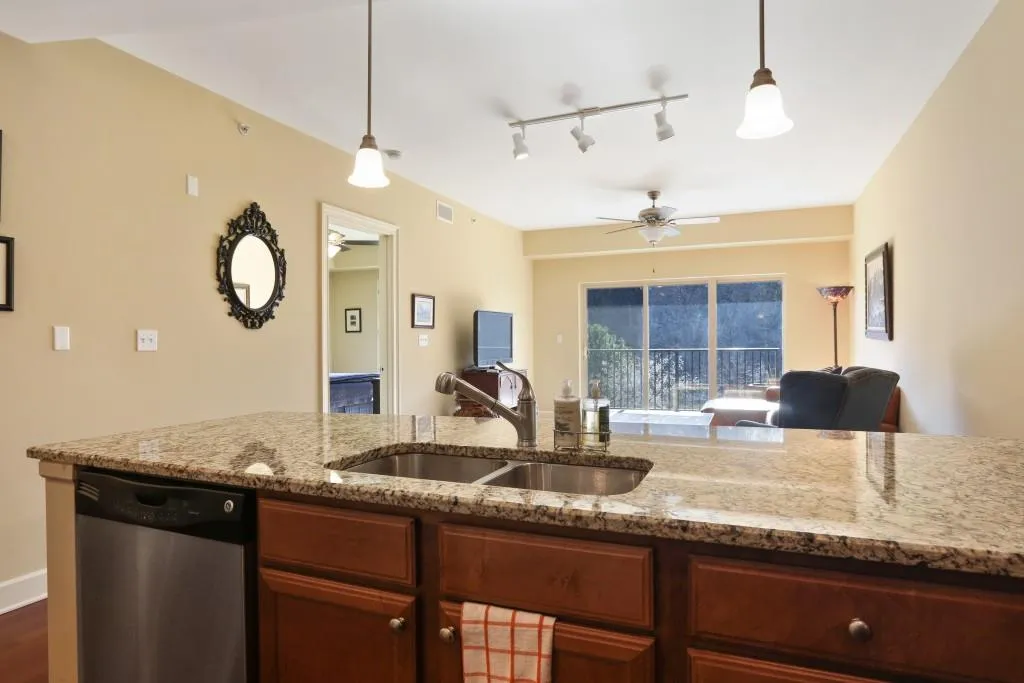 200 River Vista Drive Unit 622, Atlanta, Georgia 30339, 1 Bedroom Bedrooms, ,1 BathroomBathrooms,Residential,Sold,200 River Vista Drive Unit 622,5819779