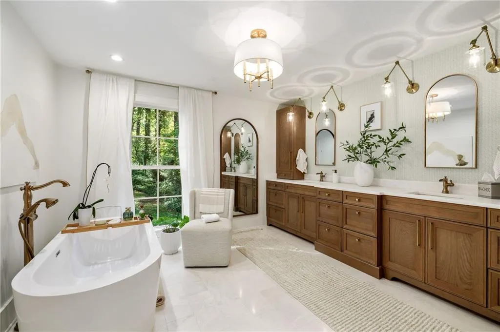 705 Old Post Road, Atlanta, Georgia 30328, 6 Bedrooms Bedrooms, ,5 BathroomsBathrooms,Residential,Sold,705 Old Post Road,7508663