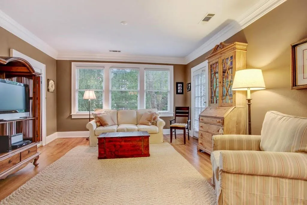71 Maddox Drive Ne Unit 8, Atlanta, Georgia 30309, 1 Bedroom Bedrooms, ,1 BathroomBathrooms,Residential,Sold,71 Maddox Drive Ne Unit 8,5596251
