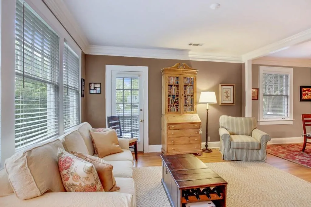 71 Maddox Drive Ne Unit 8, Atlanta, Georgia 30309, 1 Bedroom Bedrooms, ,1 BathroomBathrooms,Residential,Sold,71 Maddox Drive Ne Unit 8,5596251