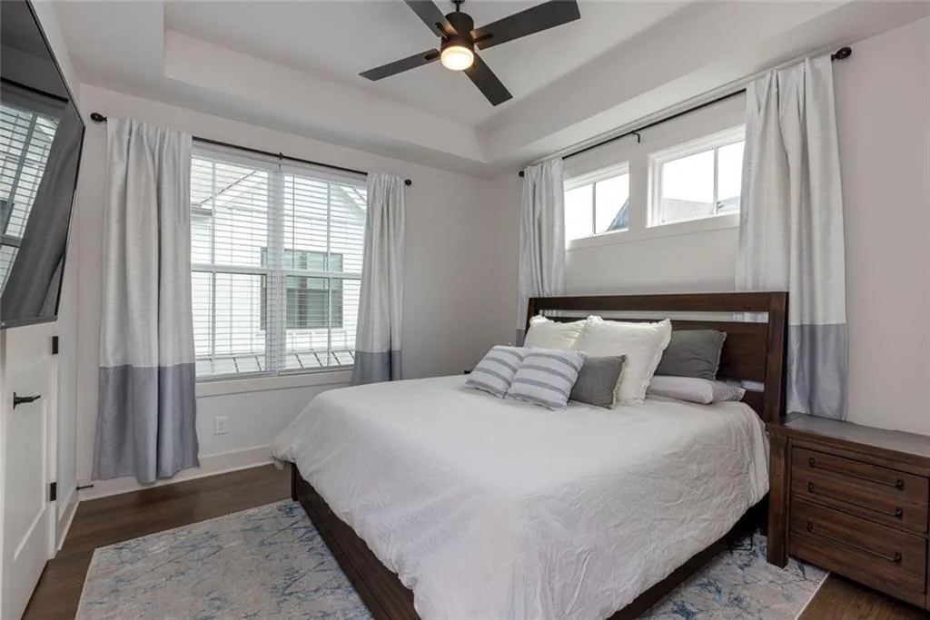183 Chestnut Circle Ne, Atlanta, Georgia 30342, 3 Bedrooms Bedrooms, ,3 BathroomsBathrooms,Residential,For Sale,183 Chestnut Circle Ne,7638167