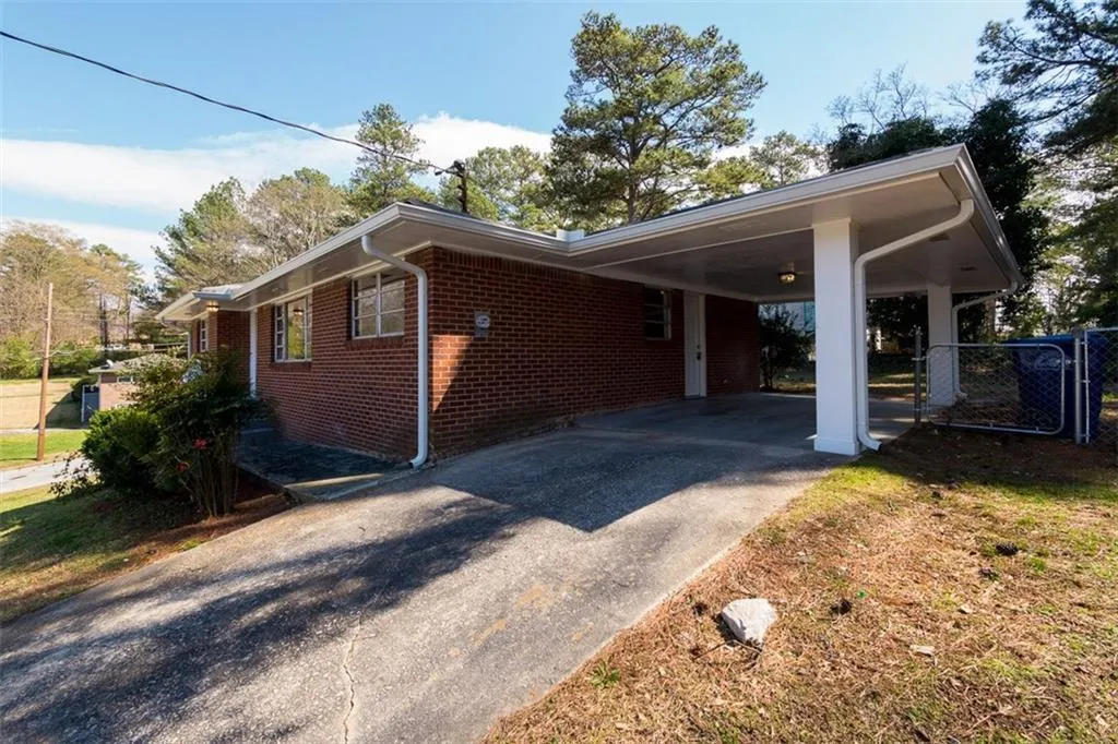 2828 Oldknow Drive Nw, Atlanta, Georgia 30318, 3 Bedrooms Bedrooms, ,1 BathroomBathrooms,Residential,Sold,2828 Oldknow Drive Nw,5818519