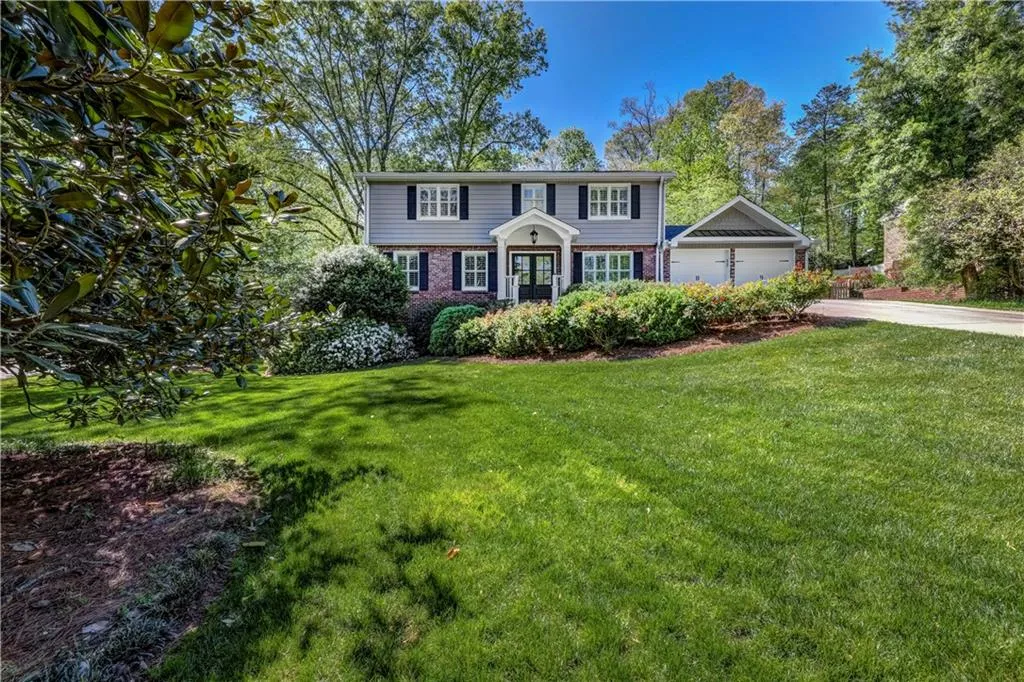 7230 Wynhill Drive, Sandy Springs, Georgia 30328, 4 Bedrooms Bedrooms, ,2 BathroomsBathrooms,Residential,Sold,7230 Wynhill Drive,6544556