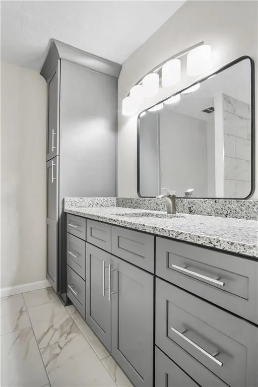 115 Winding River Drive Unit B, Atlanta, Georgia 30350, 3 Bedrooms Bedrooms, ,2 BathroomsBathrooms,Residential,Sold,115 Winding River Drive Unit B,7184842