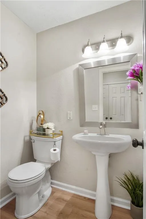 115 Winding River Drive Unit B, Atlanta, Georgia 30350, 3 Bedrooms Bedrooms, ,2 BathroomsBathrooms,Residential,Sold,115 Winding River Drive Unit B,7184842