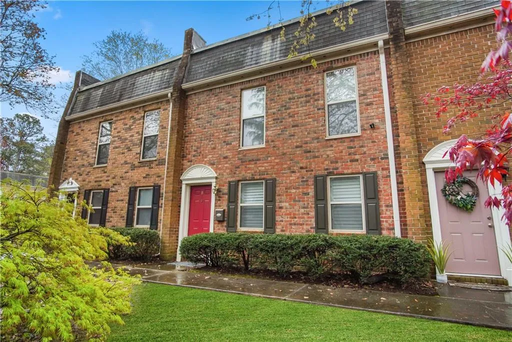 115 Winding River Drive Unit B, Atlanta, Georgia 30350, 3 Bedrooms Bedrooms, ,2 BathroomsBathrooms,Residential,Sold,115 Winding River Drive Unit B,7184842