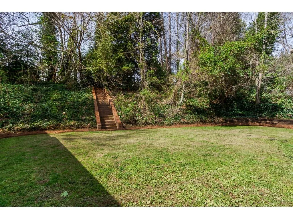 5800 Brookgreen Road, Sandy Springs, Georgia 30328, 3 Bedrooms Bedrooms, ,2 BathroomsBathrooms,Residential,Sold,5800 Brookgreen Road,6514901