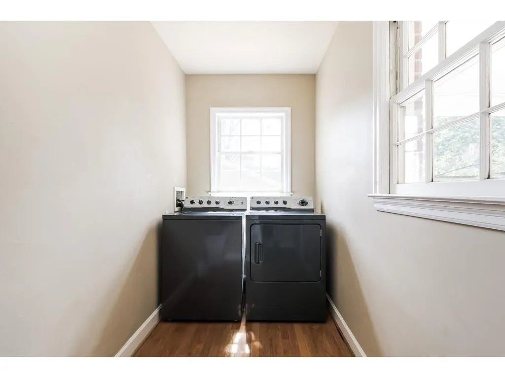 5800 Brookgreen Road, Sandy Springs, Georgia 30328, 3 Bedrooms Bedrooms, ,2 BathroomsBathrooms,Residential,Sold,5800 Brookgreen Road,6514901